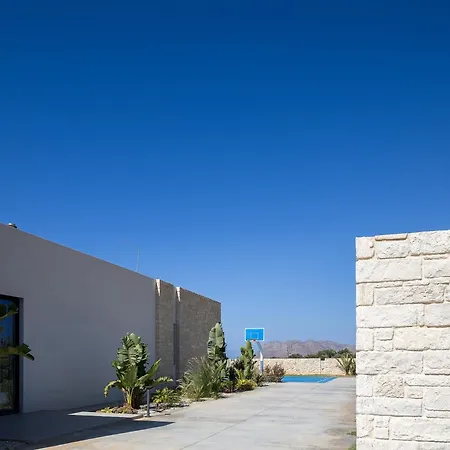 Kiyomi Villa *